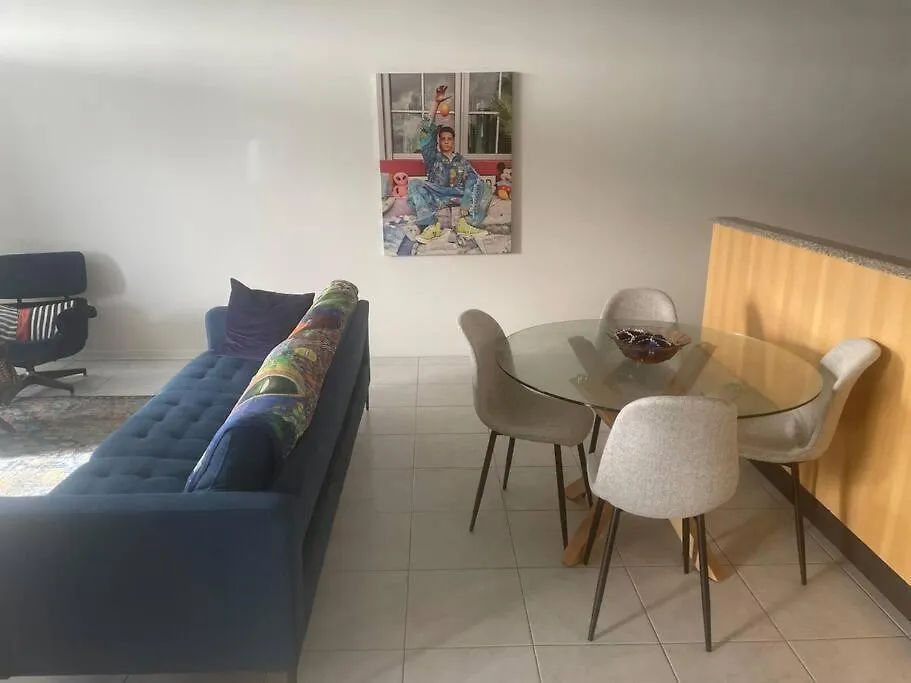 Two Bedroom Apartment High Point Of Any Stay In The City تاونسفيل